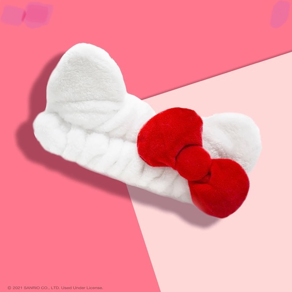 NIB The Creme Shop x Hello Kitty plushie headband - Picture 1 of 4
